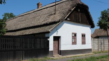 Tótkomlósi Szlovák Tájház, Tótkomlós, A tájház külső homlokzati része (thumb)